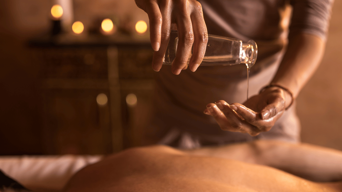 Kurs online – Masaż relaksacyjny z aromaterapią
